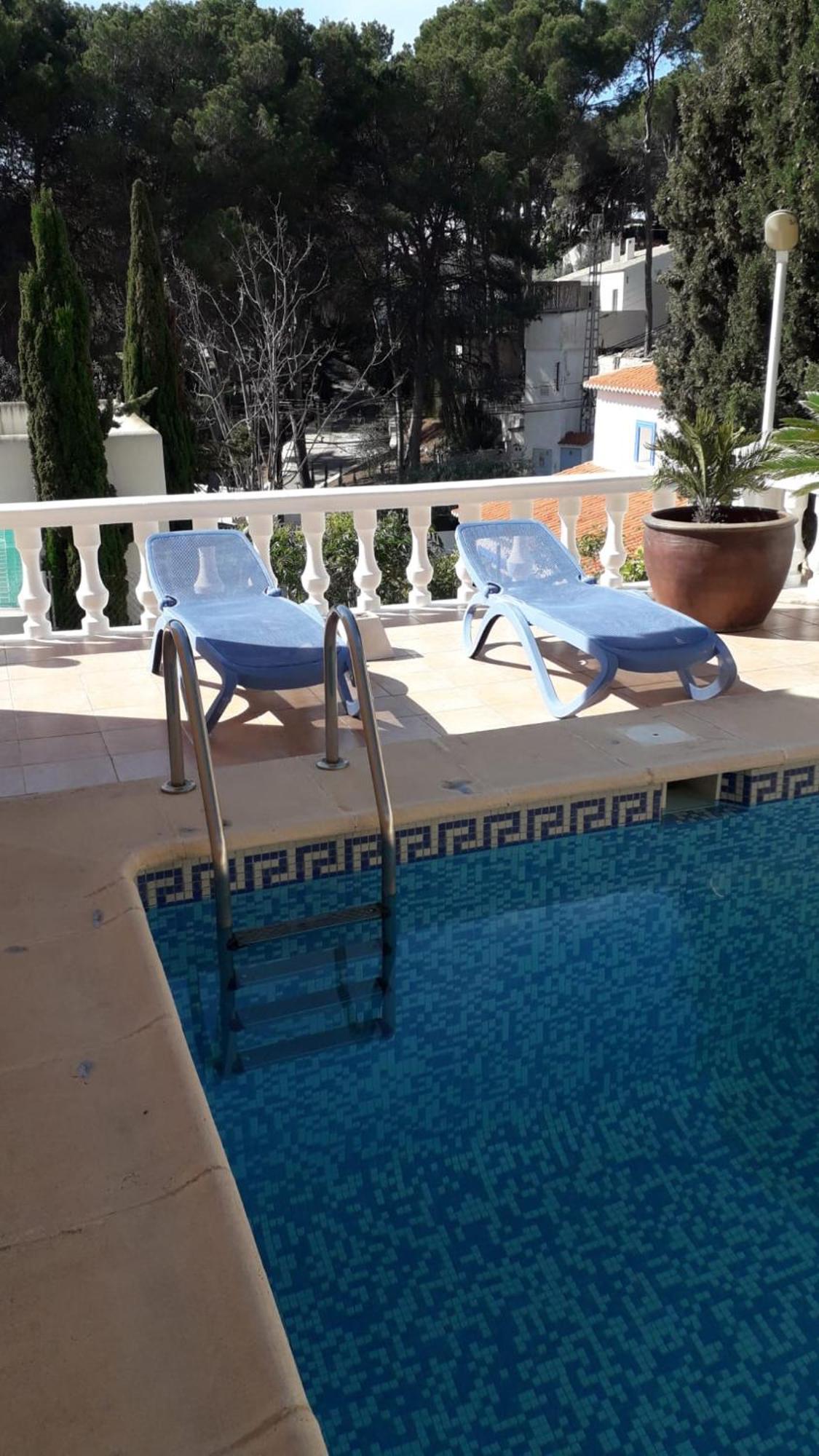 En Con Piscina 100 M De La Playa Moraira